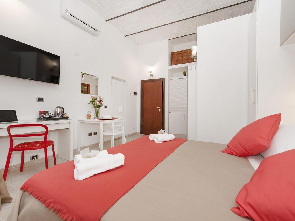 Coral Flat Colosseo Rome Bilik gambar